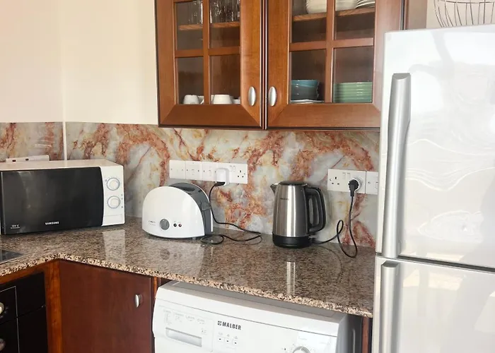 Capella, ラルナカ